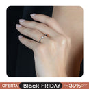 Anel Prateado Solitário com Zircônia